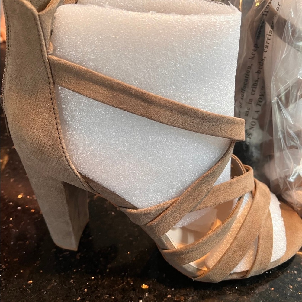 TORRID Thick Strappy Wrap High Heel Sandals, Sz 9.5W NWT
